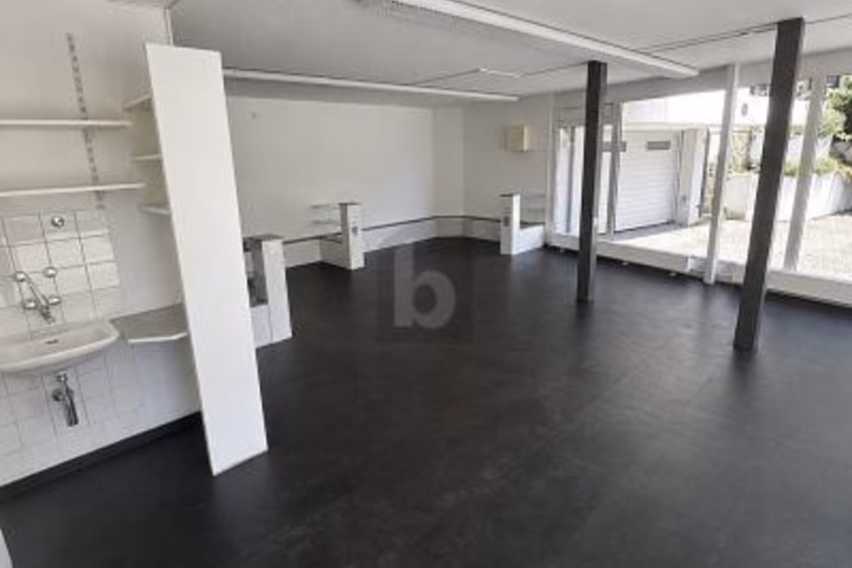 OPEN, MODERN AND INVITING, 8049 Zürich, Zurich, CH