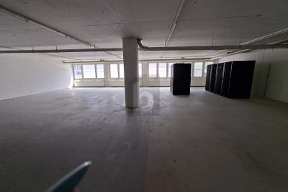 AFFORDABLE STORAGE SPACE WITH LIFT, 6331 Hünenberg, Zug, CH