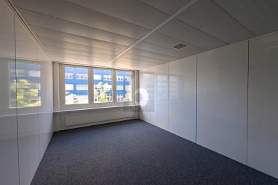 ATTRACTIVE PRIVATE OFFICE ON GREAT TERMS, 6331 Hünenberg, Zug, CH