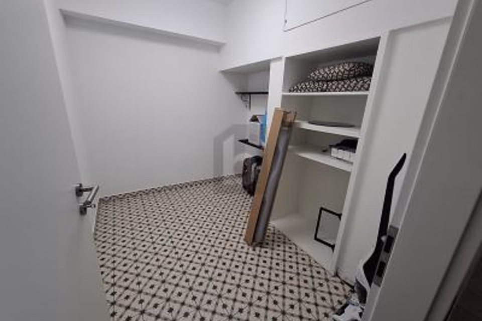 SPACIOUS AND VERY MODERN, 2800 Delémont, Jura, CH