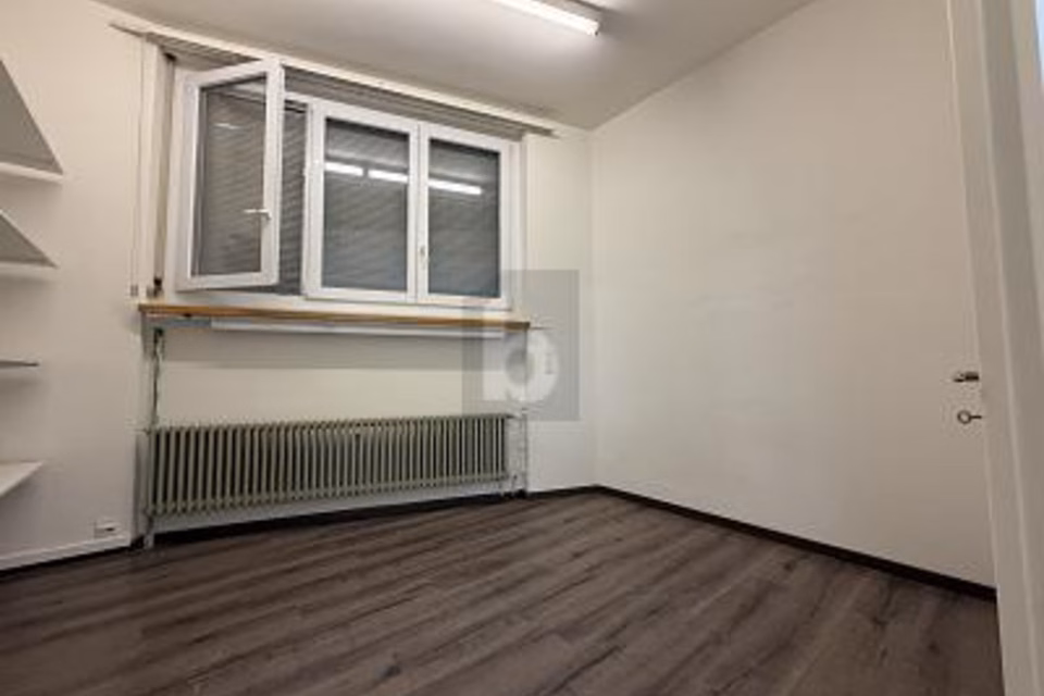 CENTRAL, SPACIOUS & VERSATILE, 5036 Oberentfelden, Aargau, CH
