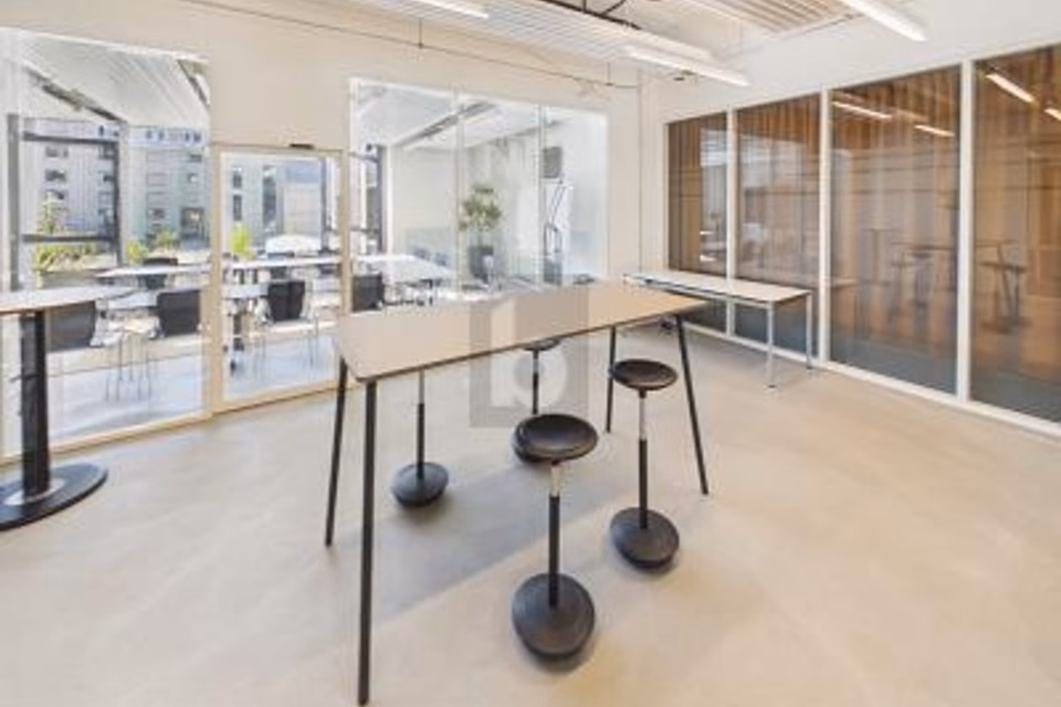 MODERN AND VERSATILE USAGE, 3066 Stettlen, Bern, CH