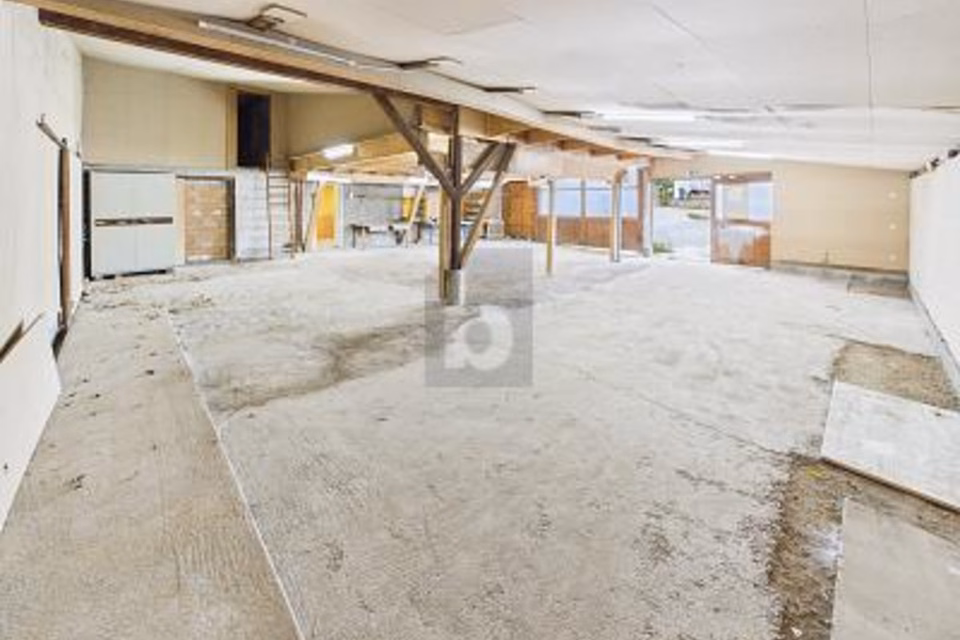 FLEXIBLE, PRACTICAL, WELL CONNECTED, 4704 Niederbipp, Bern, CH