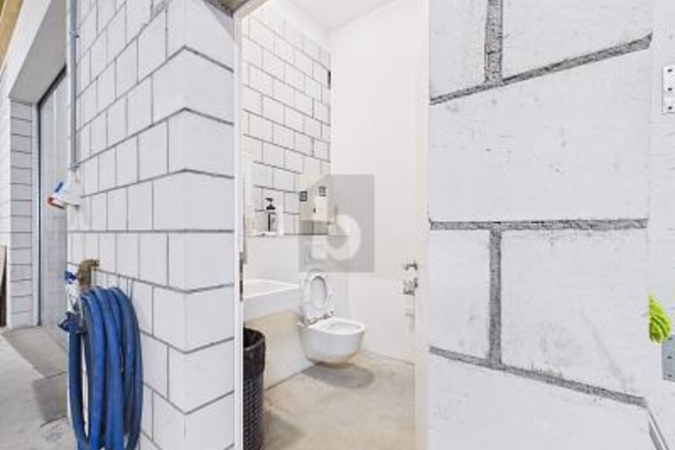 Flexible storage space and/or workshop, 6066 St. Niklausen OW, Obwalden, CH