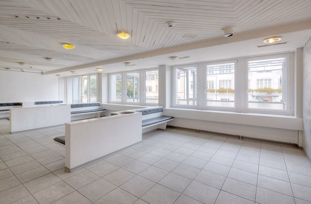 Your new business location at the market square!