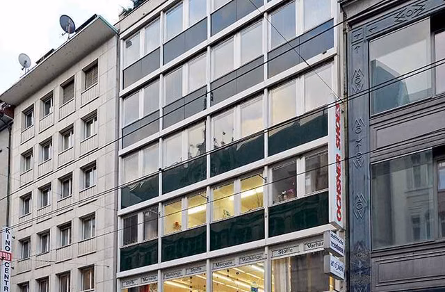 Attractive office in prime location in Basel city centre