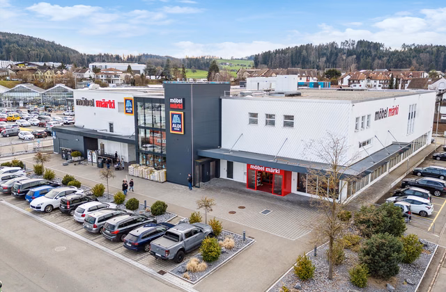412 m2 office / service space on the 2nd floor in Breite, Rickenbach