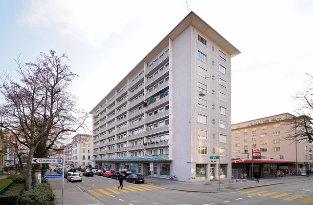 Covered garage parking spaces at Claragraben for rent!