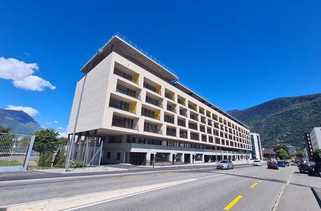 Indoor motorcycle parking space for rent in Martigny