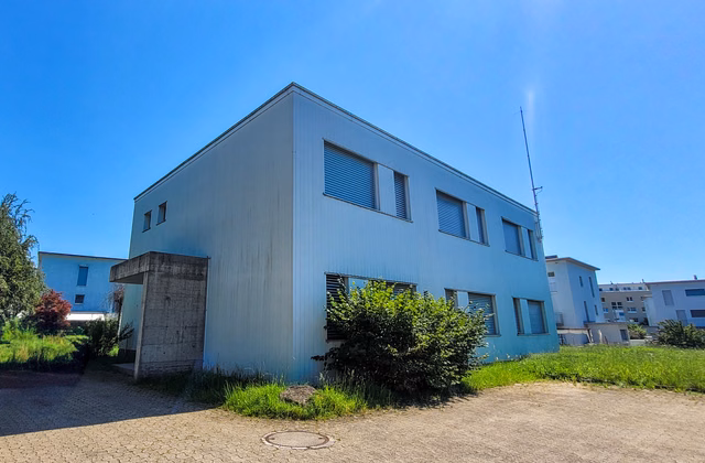 Versatile rental space in Hinwil – perfect for SMEs and exhibitors