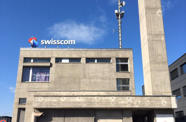 Spacious and affordable commercial space on the 1st floor - with conversion potential