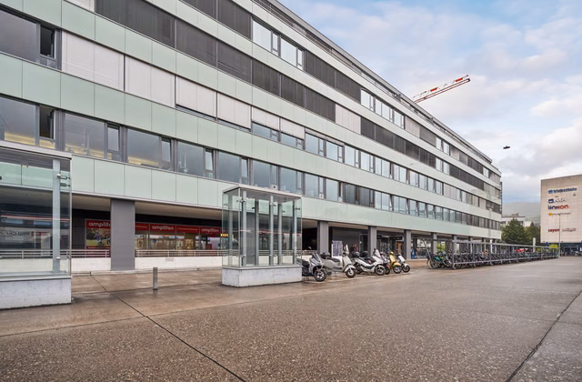 Prime office space directly at Baden train station