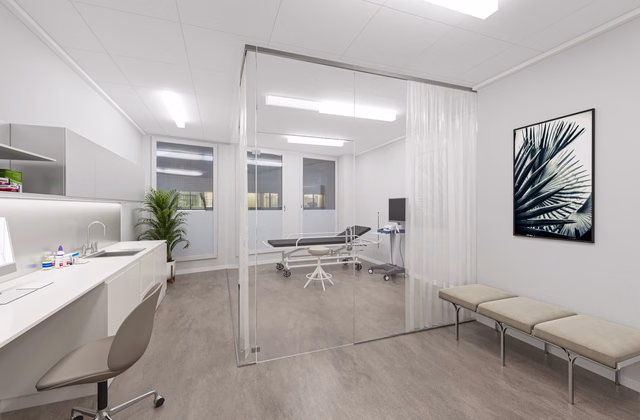 Flexible medical practice or office space (71 – 160 m²) in a prime central location