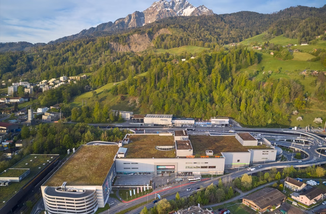 Flexible retail spaces (45–450 m²) in Pilatusmarkt Kriens