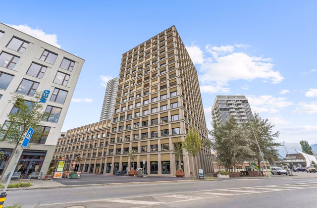 Work above the rooftops of Kriens – 613 m² representative office space