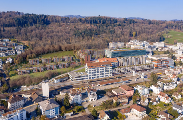 Attractive commercial and office spaces directly at Horgen Oberdorf train station