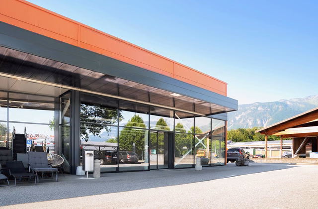 Attractive retail space in the heart of Aigle's commercial zone