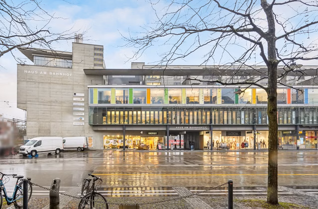 Prime location directly at Frauenfeld train station!