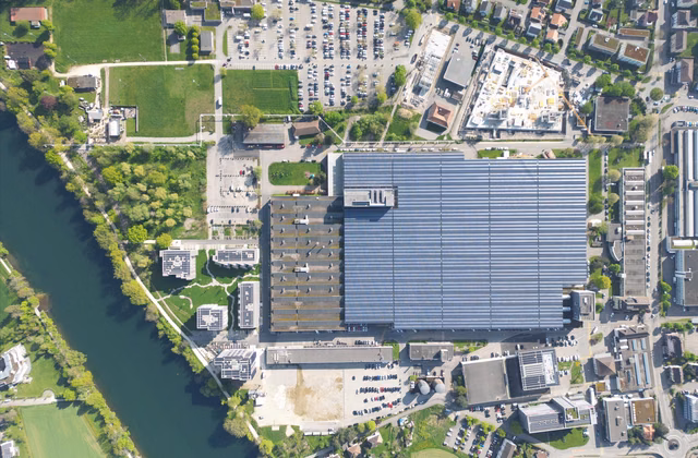 Commercial / storage premises on the Riverside site 7,000 m2 - 15,000 m2