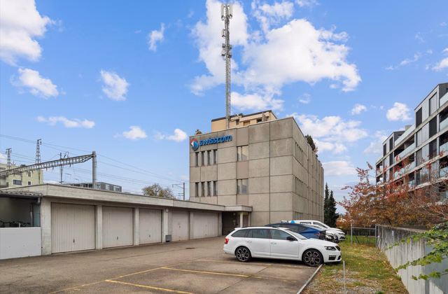Office location by the train station – Office and commercial spaces in Wetzikon