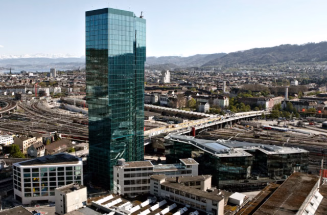 *Summer promotion* Parking spaces directly at Prime Tower