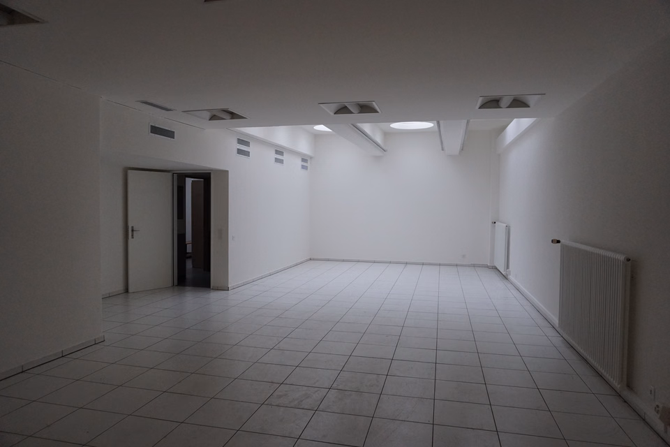 Commercial space in prime location with large storefront display, Hammerstr., 4057 Basel, Basel-City, CH