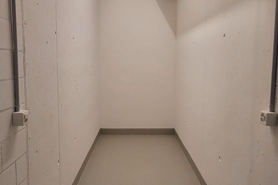 Looking for storage space?, Industrieplatz, 8212 Neuhausen, Schaffhausen, CH