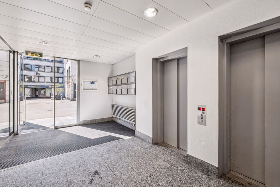 Attractive office space with fitness/practice fit-out in Rapperswil!, Merkurstrasse, 8640 Rapperswil SG, St. Gallen, CH
