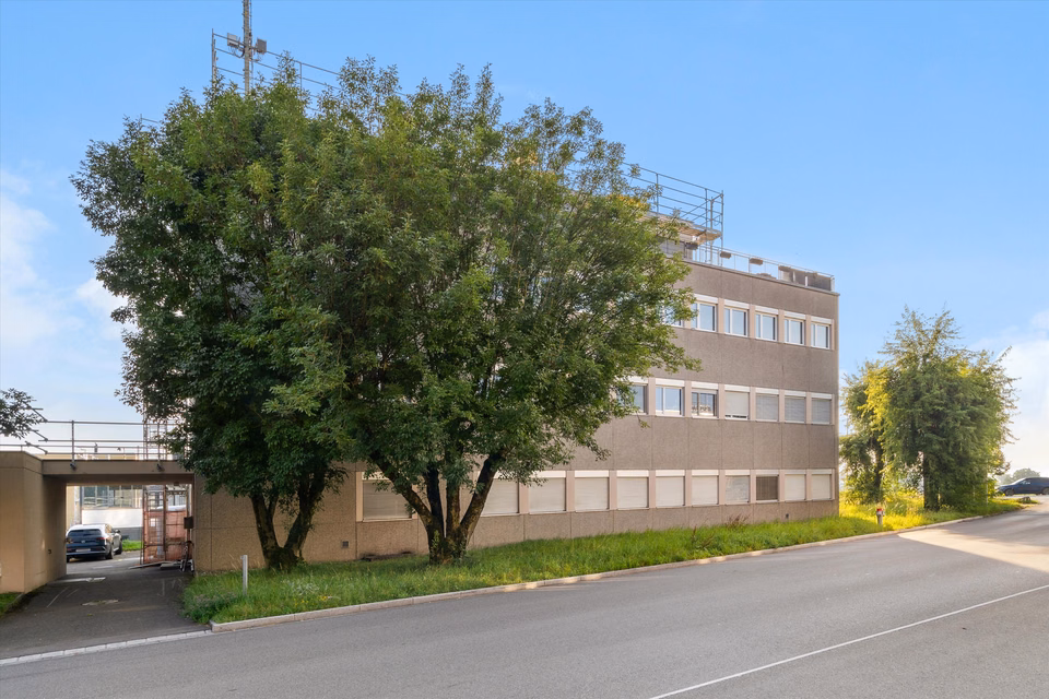 Your new office near Greifensee?, Tämperlistrasse, 8117 Fällanden, Zurich, CH
