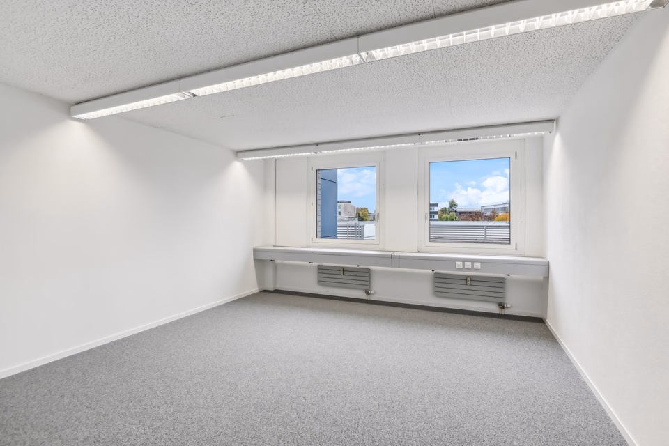 Attractive small office in Steinhausen, Chollerstr., 6312 Steinhausen, Zug, CH