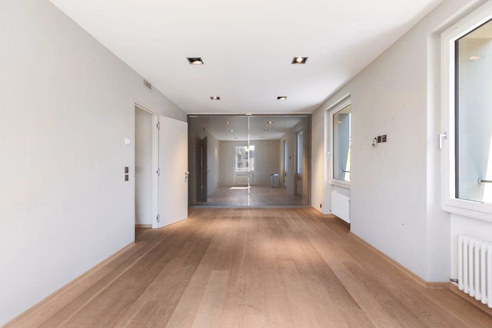 Prestigious office, in immediate proximity to Parc des Bastions, Kitty - Ponse Université 6, 1205 Genève, Geneva, CH