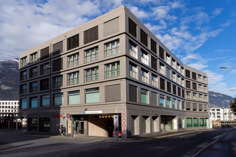 Underground parking space right at the train station, Bahnhofplatz 6, Einstellhalle, 7000 Chur, Graubünden, CH