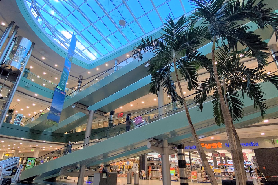 Flexible retail spaces (45–450 m²) in Pilatusmarkt Kriens, Pilatusmarkt Kriens, 6010 Kriens, Lucerne, CH