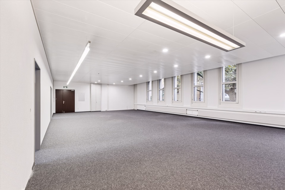 Bright office space in the centre of Flawil – 175 m² ready for occupancy, Kanzleistrasse, 9230 Flawil, St. Gallen, CH