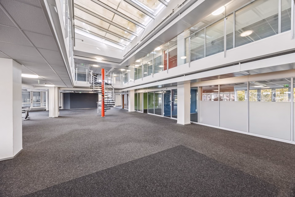 A building full of possibilities – for offices, education, healthcare and the creative industries, Dammweg, 3013 Bern, Bern, CH