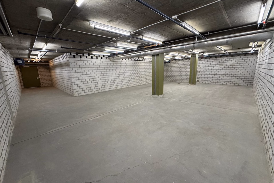 Spacious storage space in the vibrant Neumarkt shopping centre, Kornhausstrasse, 9000 St. Gallen, St. Gallen, CH