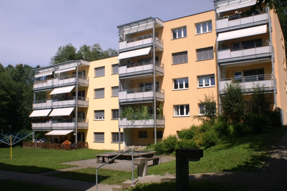 Motorcycle parking spaces for rent, Sulzbacherstr. 3-5, Halle, 8610 Uster, Zurich, CH