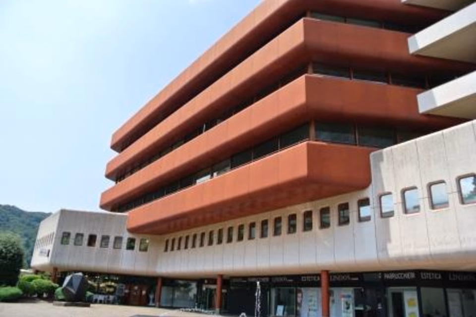 Warehouse in central Chiasso, piazza Col. C. Bernasconi, 6830 Chiasso, Ticino, CH