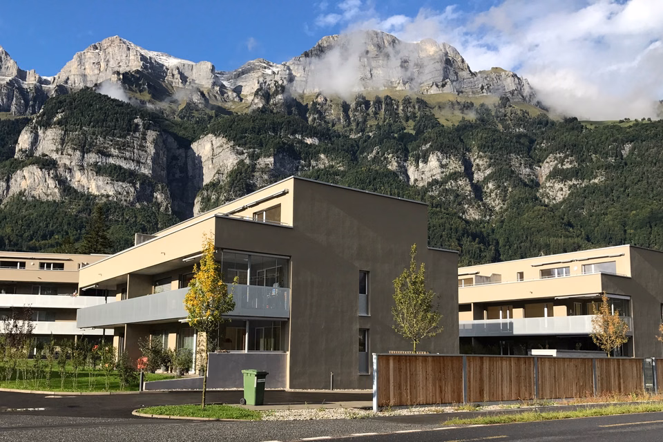 Motorcycle parking space for rent, Baumgartenweg 1/2/2a;, 8880 Walenstadt, Saint Gallen, CH