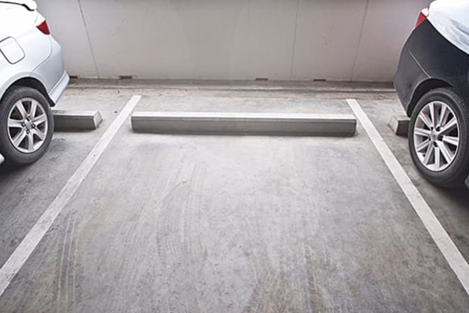 Indoor parking space for rent, An der Lorze 1, 3, 5, UNG, 6300 Zug, Zug, CH