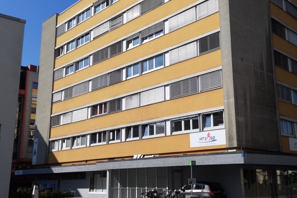 Commercial premises of 160 m² for rent – Strategic location in the heart of Le Locle, Rue Henry-Grandjean, 2400 Le Locle, Neuchâtel, CH