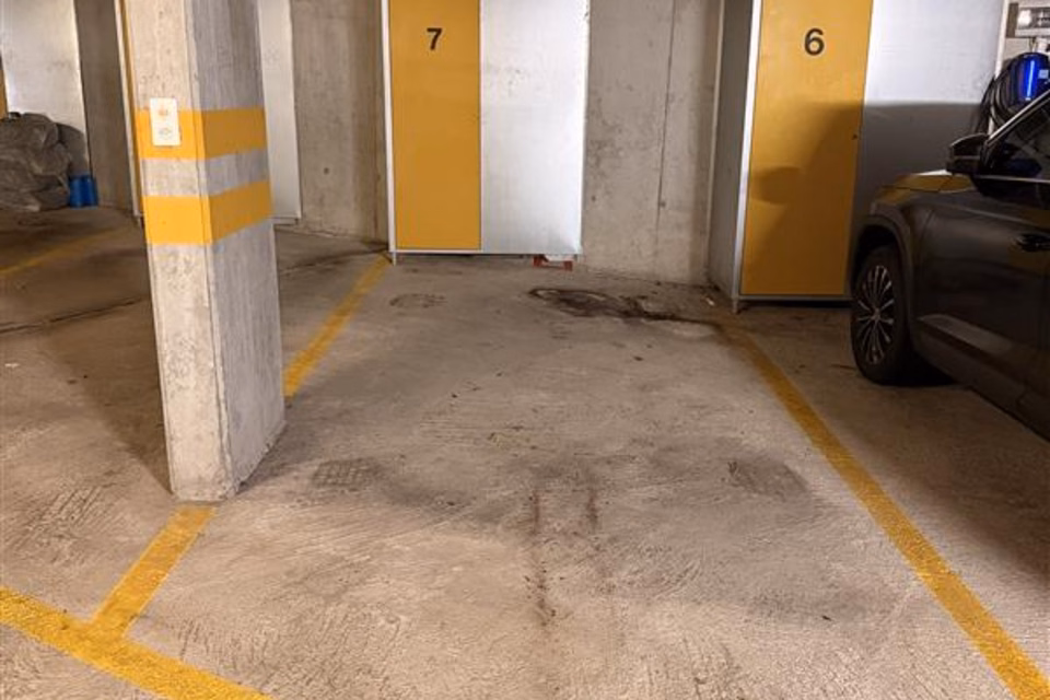 Parking space on Pilatusstrasse, Rosenweg 10, Pilatuspark EH, 6330 Cham, Zug, CH