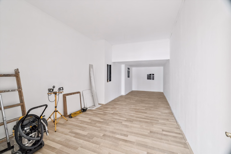 Light-filled commercial space with flexible layout directly at Klusplatz, Witikonerstrasse, 8032 Zürich, Zurich, CH