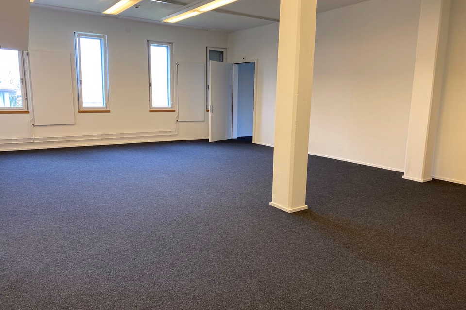 Storage space in downtown Peseux, Grand - rue, 2034 Peseux, Neuchâtel, CH