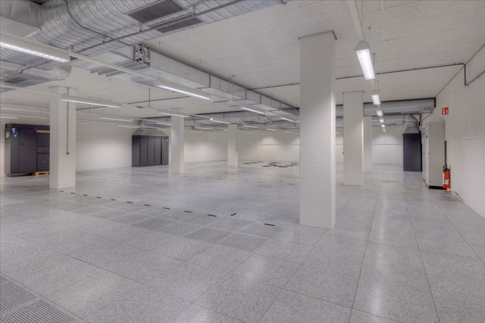 Storage / Archive Room opposite Ostermundigen Station, Poststr. Lager, 3072 Ostermundigen, Bern, CH