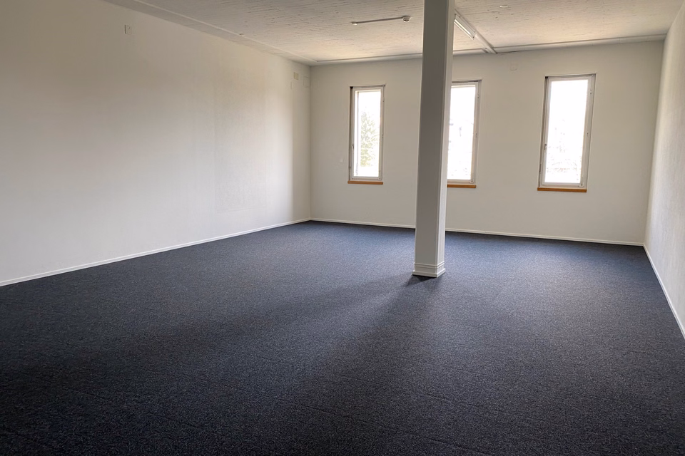 Commercial space in central Peseux, Grand-Rue, 2034 Peseux, Neuchâtel, CH