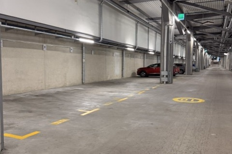 Centrally located indoor parking space - near Basel SBB, Peter-Merian-Str. 80, Garage, 4052 Basel, Basel-City, CH