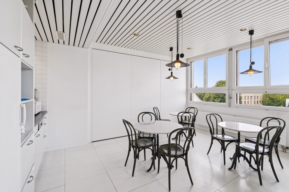 Fitted office for rent in Nänikon!, Stationsstrasse, 8606 Nänikon, Zurich, CH