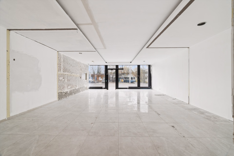 Light-filled commercial space with flexible layout directly at Klusplatz, Witikonerstrasse, 8032 Zürich, Zurich, CH
