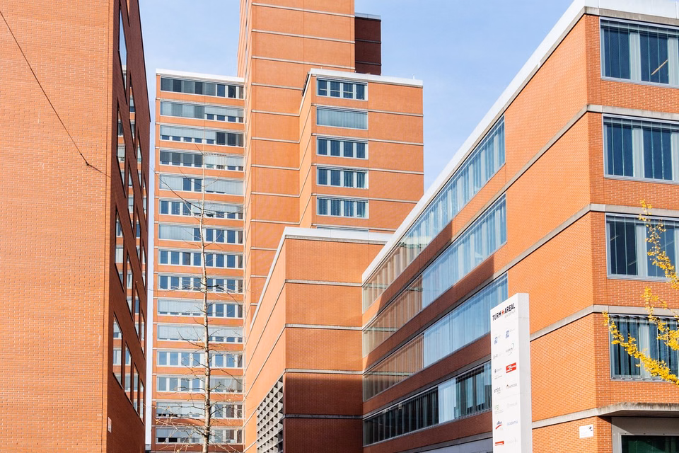 Gastronomy Space 22nd to 24th Floor - Reach New Heights in the Roter Turm, Theaterstrasse, 8400 Winterthur, Zurich, CH